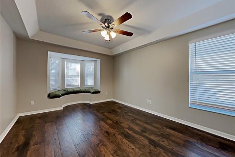 House in Valrico, Florida 4 bedrooms, 136.66 sq.m. № 2215451 - photo 5