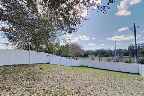House in Valrico, Florida 4 bedrooms, 136.66 sq.m. № 2215451 - photo 24