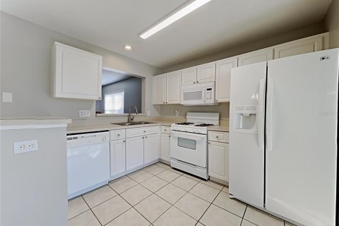 House in Valrico, Florida 4 bedrooms, 136.66 sq.m. № 2215451 - photo 6