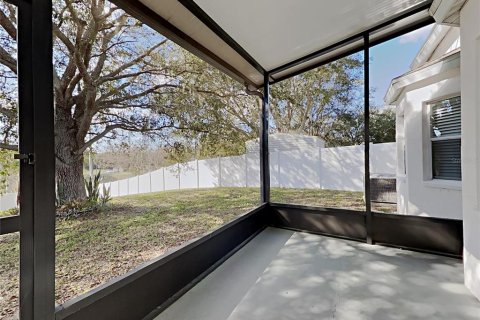 House in Valrico, Florida 4 bedrooms, 136.66 sq.m. № 2215451 - photo 21