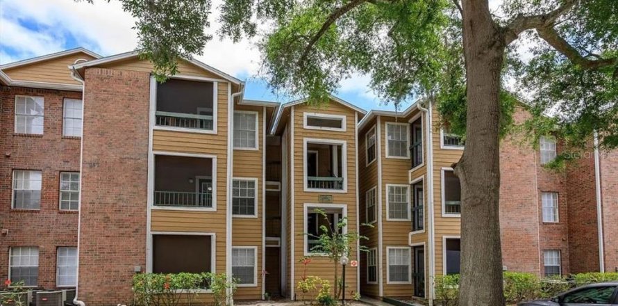 Condo in Orlando, Florida, 2 bedrooms  № 1894459