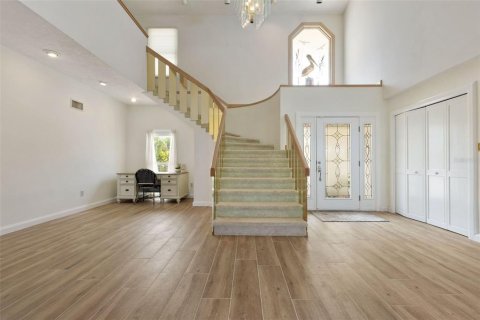 Купить виллу или дом в Клируотер, Флорида 6 комнат, 419.83м2, № 2350070 - фото 10