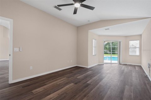 House in Palm Coast, Florida 3 bedrooms, 188.87 sq.m. № 2215861 - photo 26