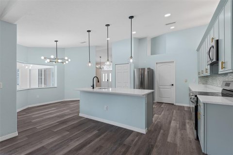 House in Palm Coast, Florida 3 bedrooms, 188.87 sq.m. № 2215861 - photo 17
