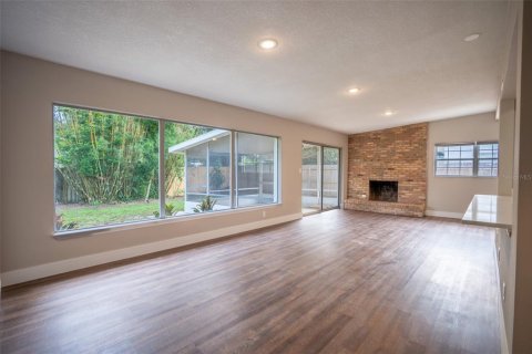 House in Winter Park, Florida 4 bedrooms, 162.58 sq.m. № 1911854 - photo 9