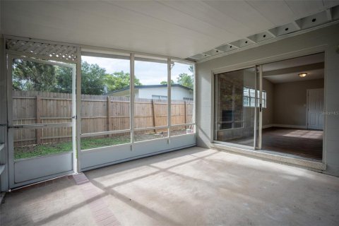 House in Winter Park, Florida 4 bedrooms, 162.58 sq.m. № 1911854 - photo 19