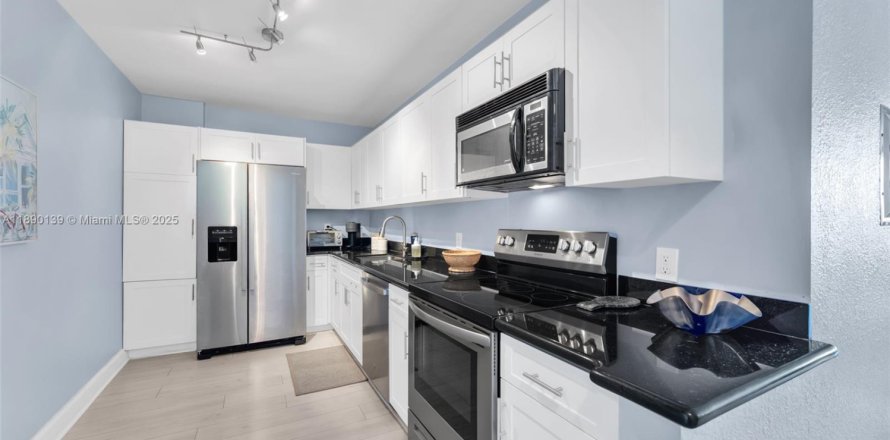 Condo à Miami Beach, Floride, 1 chambre № 1944589