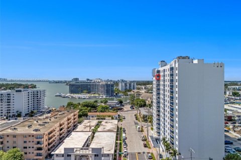 Copropriété à vendre à Miami Beach, Floride: 1 chambre, 84.08 m2 № 1944589 - photo 14