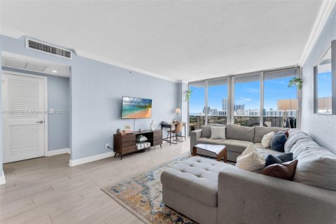 Copropriété à vendre à Miami Beach, Floride: 1 chambre, 84.08 m2 № 1944589 - photo 5