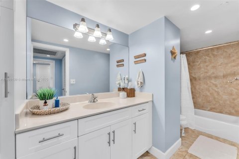 Copropriété à vendre à Miami Beach, Floride: 1 chambre, 84.08 m2 № 1944589 - photo 8
