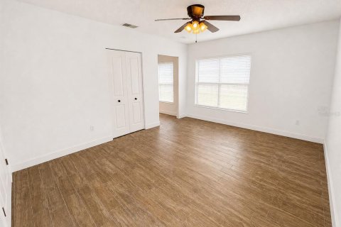 Villa ou maison à louer à Winter Springs, Floride: 4 chambres, 167.13 m2 № 2203927 - photo 21