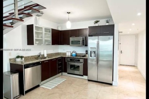 Copropriété à louer à Miami, Floride: 1 chambre, 91.69 m2 № 2063475 - photo 3
