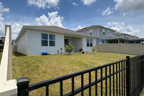 House in Apopka, Florida 3 bedrooms, 177.63 sq.m. № 1848576 - photo 16
