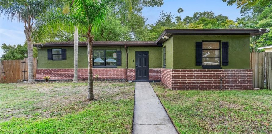 House in Deltona, Florida 2 bedrooms, 80.64 sq.m. № 1873522