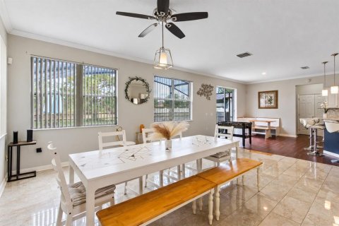 Villa ou maison à vendre à Davenport, Floride: 4 chambres, 236.9 m2 № 2420188 - photo 6