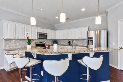 Villa ou maison à vendre à Davenport, Floride: 4 chambres, 236.9 m2 № 2420188 - photo 8