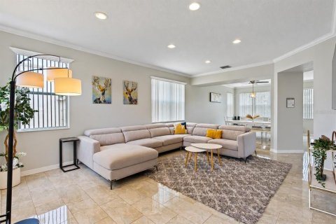 Villa ou maison à vendre à Davenport, Floride: 4 chambres, 236.9 m2 № 2420188 - photo 4