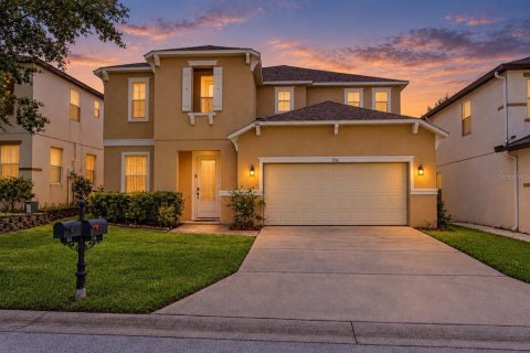 Villa ou maison à Davenport, Floride 4 chambres, 236.9 m2 № 2420188