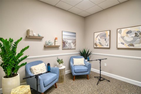 Propiedad comercial en venta en Bradenton, Florida, 141.68 m2 № 1917823 - foto 13