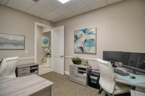 Propiedad comercial en venta en Bradenton, Florida, 141.68 m2 № 1917823 - foto 11