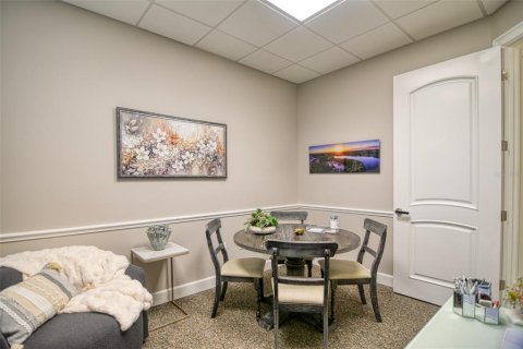 Propiedad comercial en venta en Bradenton, Florida, 141.68 m2 № 1917823 - foto 17