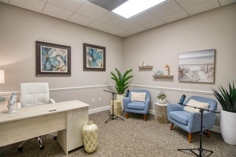 Propiedad comercial en venta en Bradenton, Florida, 141.68 m2 № 1917823 - foto 12