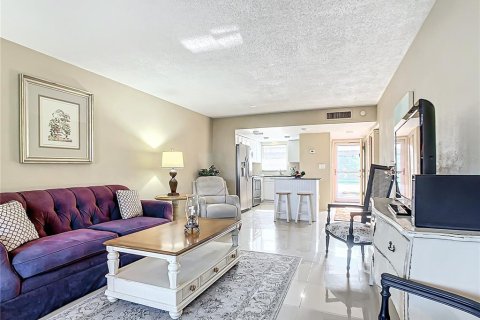 Condo in Saint Petersburg, Florida, 1 bedroom  № 1786869 - photo 23