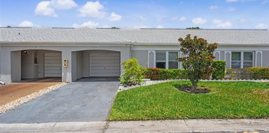 Condo à Seminole, Floride, 2 chambres  № 2258286