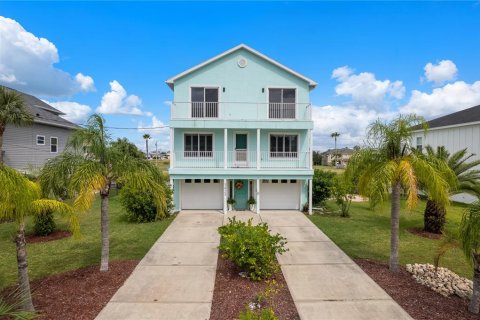 Villa ou maison à Hernando Beach, Floride 3 chambres, 183.57 m2 № 2412624