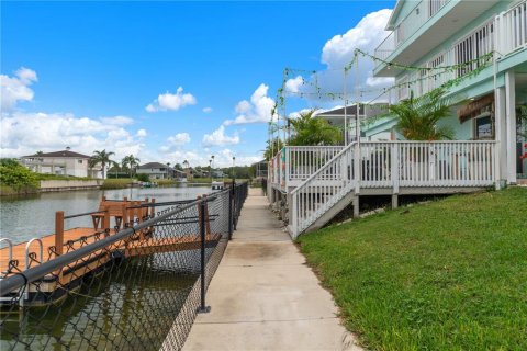 Villa ou maison à vendre à Hernando Beach, Floride: 3 chambres, 183.57 m2 № 2412624 - photo 12