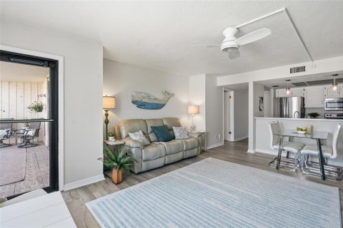 Condo in Punta Gorda, Florida, 1 bedroom  № 2197695 - photo 8