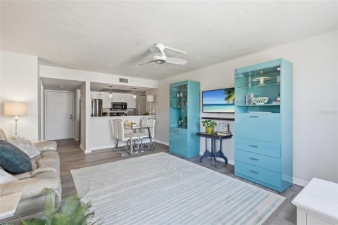 Condo in Punta Gorda, Florida, 1 bedroom  № 2197695 - photo 6