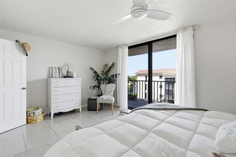 Condo in Punta Gorda, Florida, 1 bedroom  № 2197695 - photo 17