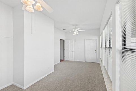 House in Orlando, Florida 3 bedrooms, 237.83 sq.m. № 1854007 - photo 25