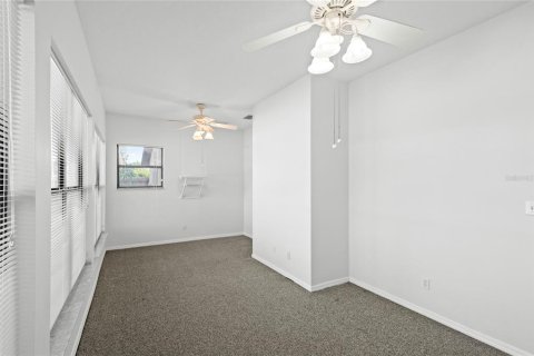 House in Orlando, Florida 3 bedrooms, 237.83 sq.m. № 1854007 - photo 24