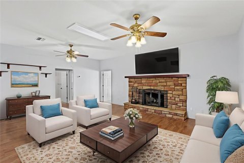 House in Orlando, Florida 3 bedrooms, 237.83 sq.m. № 1854007 - photo 5