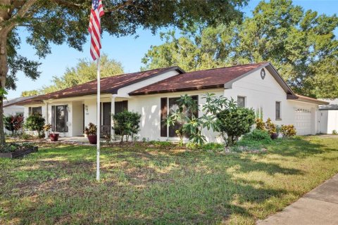 House in Orlando, Florida 3 bedrooms, 237.83 sq.m. № 1854007 - photo 2
