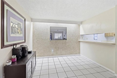 Condominio en venta en Orlando, Florida, 2 dormitorios, 87.7 m2 № 2237538 - foto 9