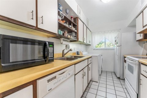 Condominio en venta en Largo, Florida, 2 dormitorios, 75.81 m2 № 1770111 - foto 12