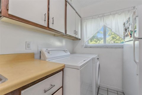 Condominio en venta en Largo, Florida, 2 dormitorios, 75.81 m2 № 1770111 - foto 14