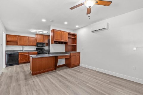 Villa ou maison à vendre à Tampa, Floride: 4 chambres, 154.4 m2 № 1847530 - photo 23