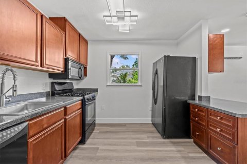 Villa ou maison à vendre à Tampa, Floride: 4 chambres, 154.4 m2 № 1847530 - photo 25