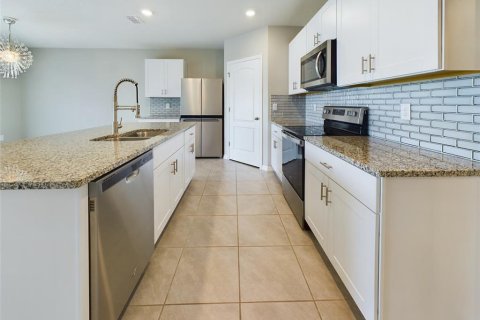 Casa en venta en Kissimmee, Florida, 4 dormitorios, 171.5 m2 № 2377529 - foto 13