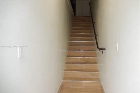 Apartment in Miami, Florida 1 bedroom, 60.39 sq.m. № 1994261 - photo 4