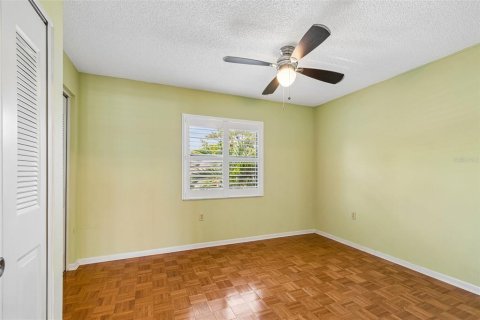 Townhouse in Largo, Florida 2 bedrooms, 115.94 sq.m. № 2203936 - photo 22