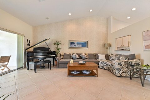 Apartment in Delray Beach, Florida 3 bedrooms, 145.86 sq.m. № 2247167 - photo 16