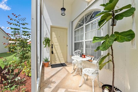 Apartment in Delray Beach, Florida 3 bedrooms, 145.86 sq.m. № 2247167 - photo 3