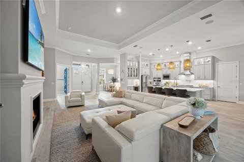House in Sarasota, Florida 4 bedrooms, 422.8 sq.m. № 2306294 - photo 9