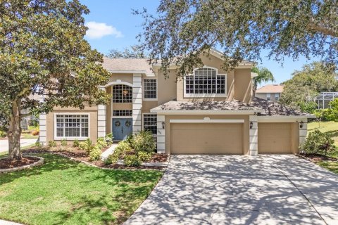House in Ocoee, Florida 5 bedrooms, 391.68 sq.m. № 1907600 - photo 1