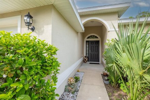 Casa en venta en Palm Coast, Florida, 3 dormitorios, 171.5 m2 № 2385617 - foto 2